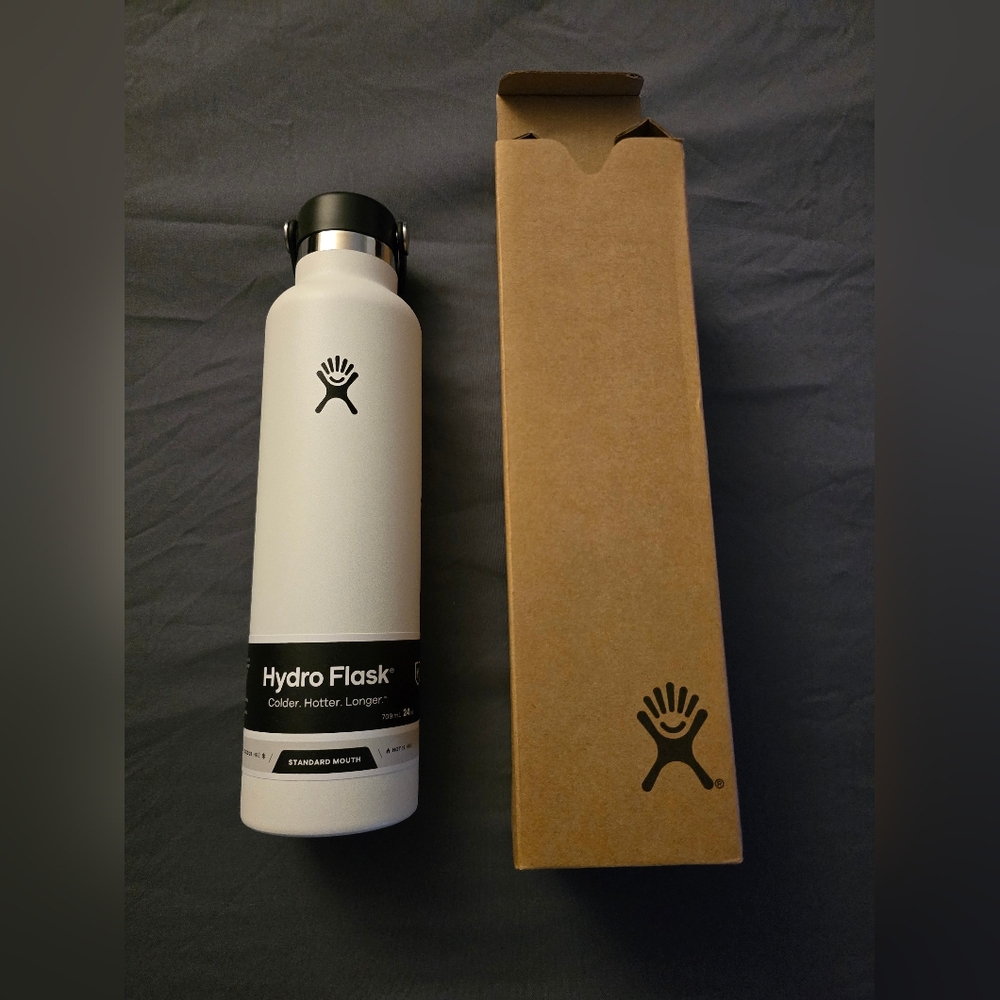 Hydro Flask White Insulated Bottle